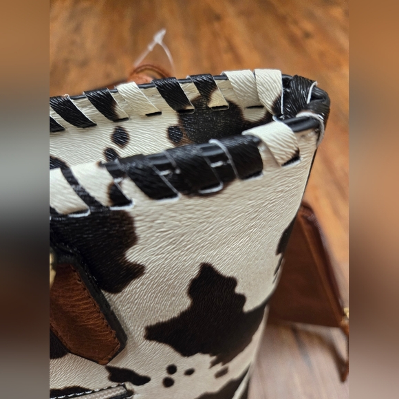 cowprint handbag nwt62$ DS Bags textured beautiful western boho cute farm - Picture 8 of 16